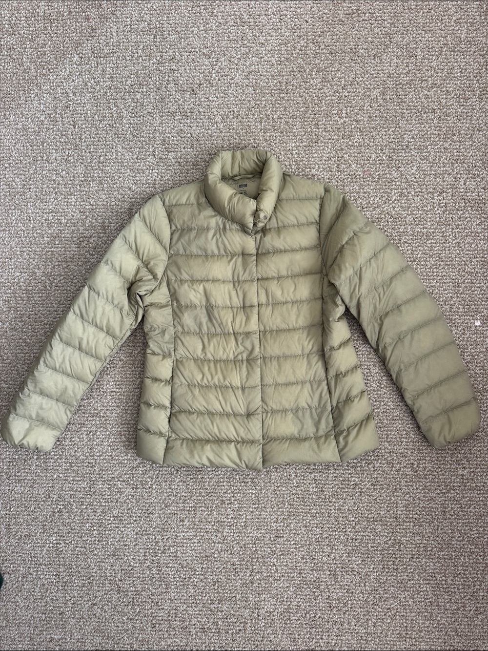 Uniqlo Lightweight Olive Puffer Jacket - Women